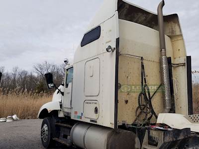 Cummins ISX Exhaust Assembly for a 2009 Kenworth T660