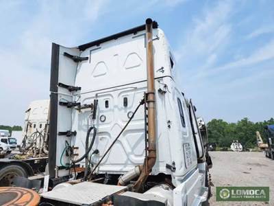 Detroit DD15 Exhaust Assembly for a 2018 Freightliner Cascadia 126