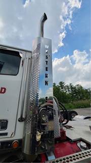Detroit DD16 Exhaust Assembly for a 2018 Western Star 4900 SA