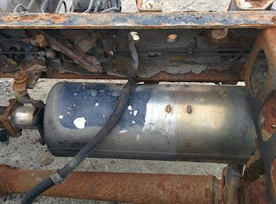 Hino J05C-TB/TD L4 5.3L, 165/168HP, 324(CID) Exhaust Assembly for a 2003 Hino FB1817