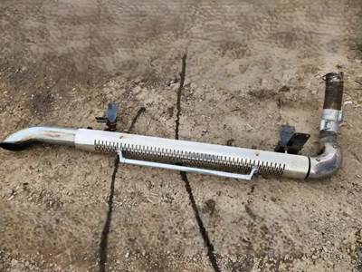 International MaxxForce 15 Exhaust Assembly for a 2013 International PayStar 5900i