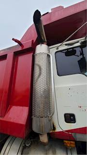 Mack AI 460 Exhaust Assembly for a 2007 Mack CT713