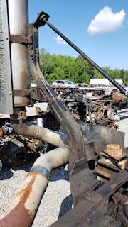 Mack E7 Exhaust Assembly for a 2001 Mack CL713