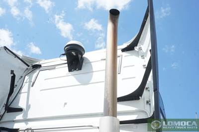 Volvo D13 Exhaust Assembly for a 2017 Volvo VNL