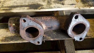 Caterpillar C13 Exhaust Manifold for a 2007 Kenworth T600