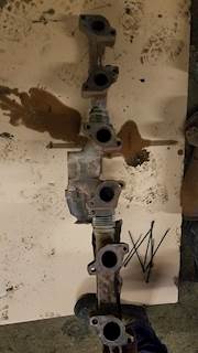 Detroit DD15 Exhaust Manifold for a 2013 Freightliner Cascadia 125