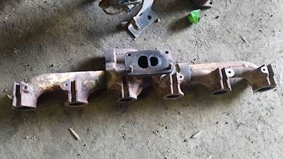 Mercedes-Benz OM460LA Exhaust Manifold for a 2005 Sterling LT9500