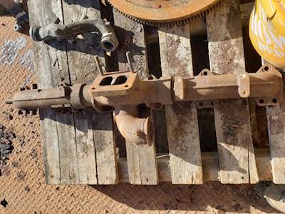 Paccar MX-13 Exhaust Manifold for a 2012 Kenworth T800