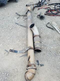 Freightliner Cascadia 125 Exhaust Pipe