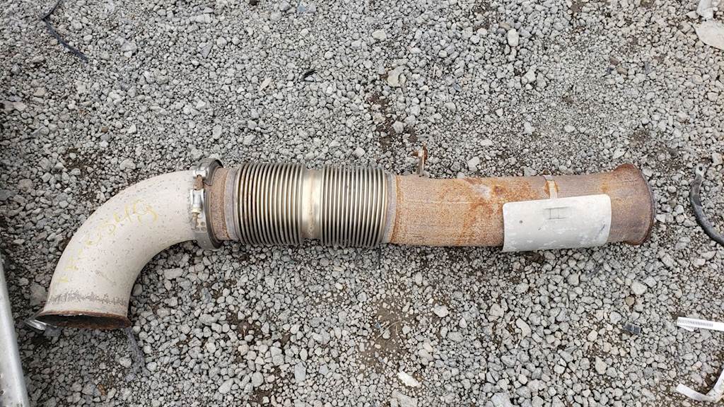 2016 Freightliner Cascadia 125 Exhaust Pipe For Sale York, ON, Canada