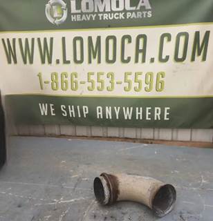 Freightliner Cascadia 125 Exhaust Pipe
