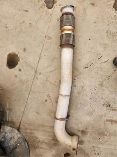 Freightliner Cascadia 126 Exhaust Pipe