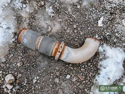 Freightliner Coronado 122 SD Exhaust Pipe for a 2014 Freightliner 122SD