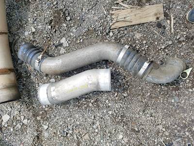 Freightliner FLD120SD Exhaust Pipe