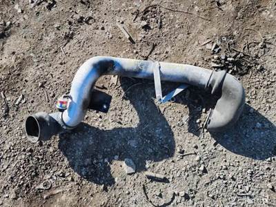 Caterpillar 3126 Exhaust Pipe for a 1998 GMC T7500