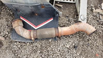 Kenworth T800 Exhaust Pipe