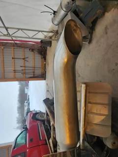 Kenworth T800 Exhaust Pipe