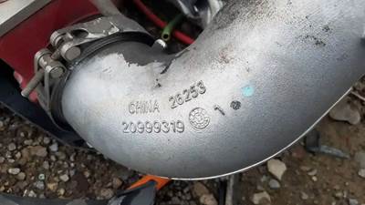 Mack Pinnacle CXU613 Exhaust Pipe for a 2014 Mack CXU613