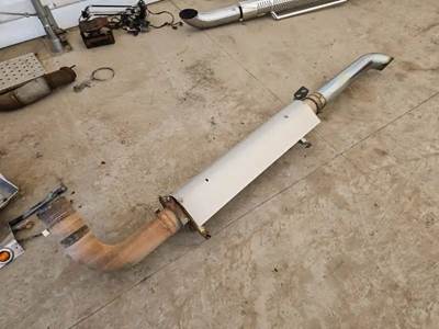 Western Star 4900FA Exhaust Pipe