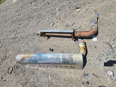 Western Star 4900SA Exhaust Pipe for a 2018 Western Star 4900 SA