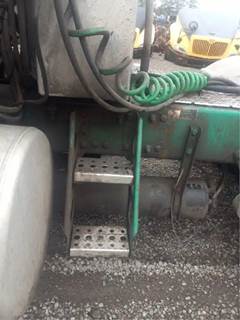 Freightliner Cascadia 125 Exterior Truck Part