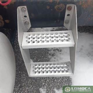 International 9900i Exterior Truck Part