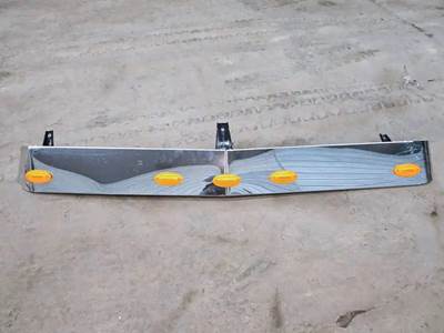 International HX620 Exterior Truck Part