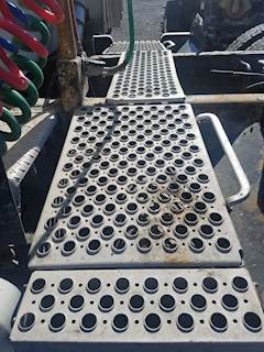 Kenworth T600 Exterior Truck Part