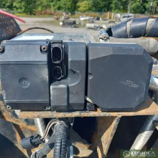 WEBASTO AIR TOP 2000 ST Exterior Truck Part for a 2006 Kenworth T800