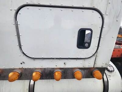Kenworth W900 Exterior Truck Part