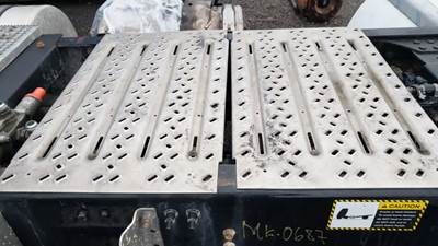 Mack Anthem Exterior Truck Part