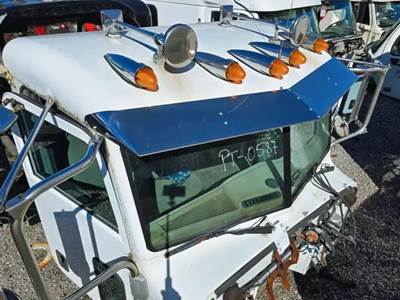 Peterbilt 335 Exterior Truck Part