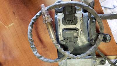 Volvo VNL Exterior Truck Part