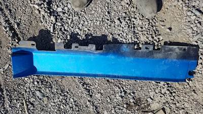 Volvo VNL Exterior Truck Part