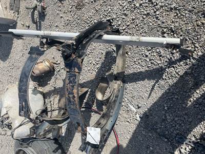 Volvo VNL Exterior Truck Part