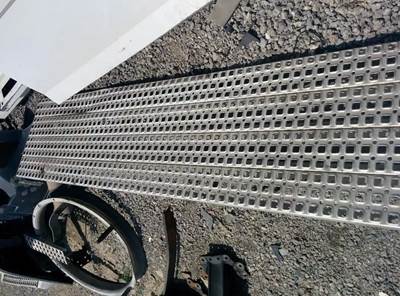 Volvo VNL Exterior Truck Part