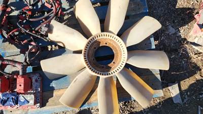 Cummins ISX15 Fan for a 2013 Kenworth T660