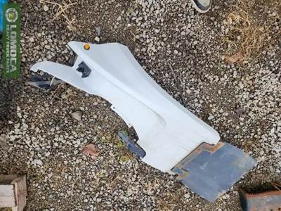 Ford F-750 Right Fender Extension for a 2016 Ford F750