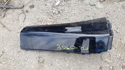 Freightliner Cascadia 125 Left Fender Extension