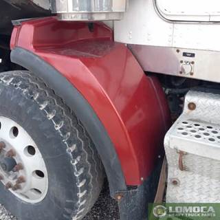 Kenworth T800 Left Fender Extension