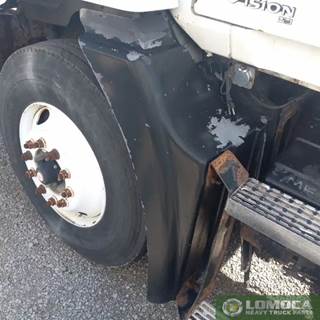 Mack Vision CXN613 Fender Extension for a 2005 Mack CXN613