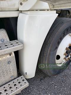 Freightliner Cascadia 125 Left Fender