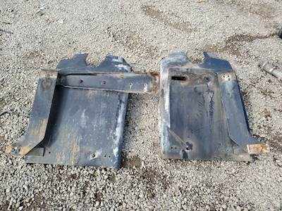 Mack CH613 Left Fender