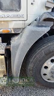 Mack Pinnacle CXU613 Right Fender for a 2014 Mack CXU613