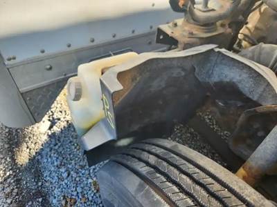 Mitsubishi FEC92S Right Fender