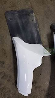 Peterbilt 579 Right Fender