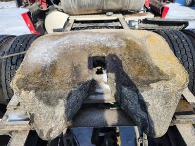 Fontaine Fifth Wheel for a 2020 Freightliner Cascadia 126