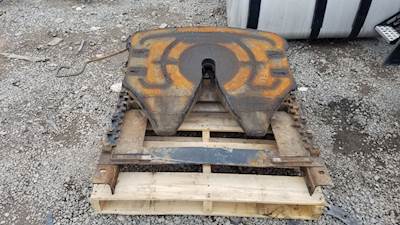 Fontaine SLTPL7000 Fifth Wheel for a 2012 Volvo VNL