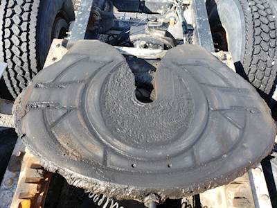 Holland AIR SLIDE Fifth Wheel for a 2015 Mack CHU613