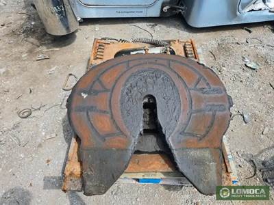 Holland AIR SLIDE Fifth Wheel for a 2009 Peterbilt 388